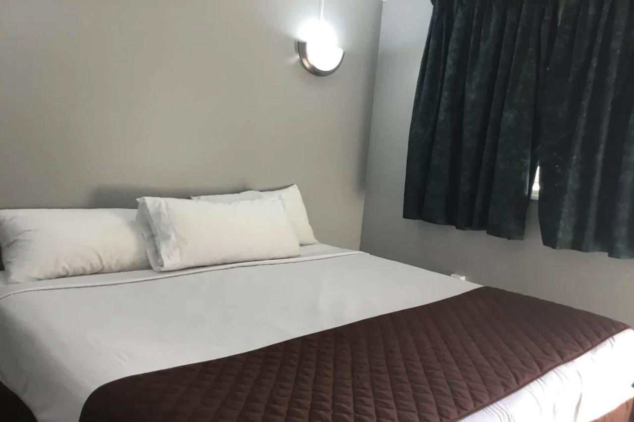 Americas Best Value Inn Avenel Woodbridge Esterno foto