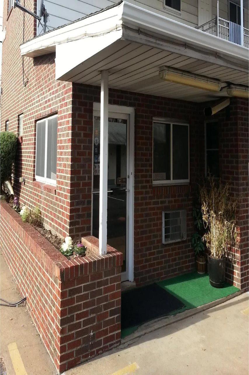 Americas Best Value Inn Avenel Woodbridge Esterno foto