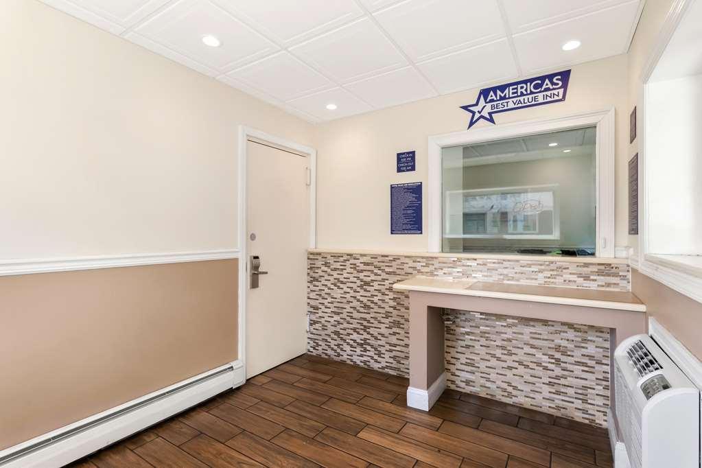 Americas Best Value Inn Avenel Woodbridge Interno foto